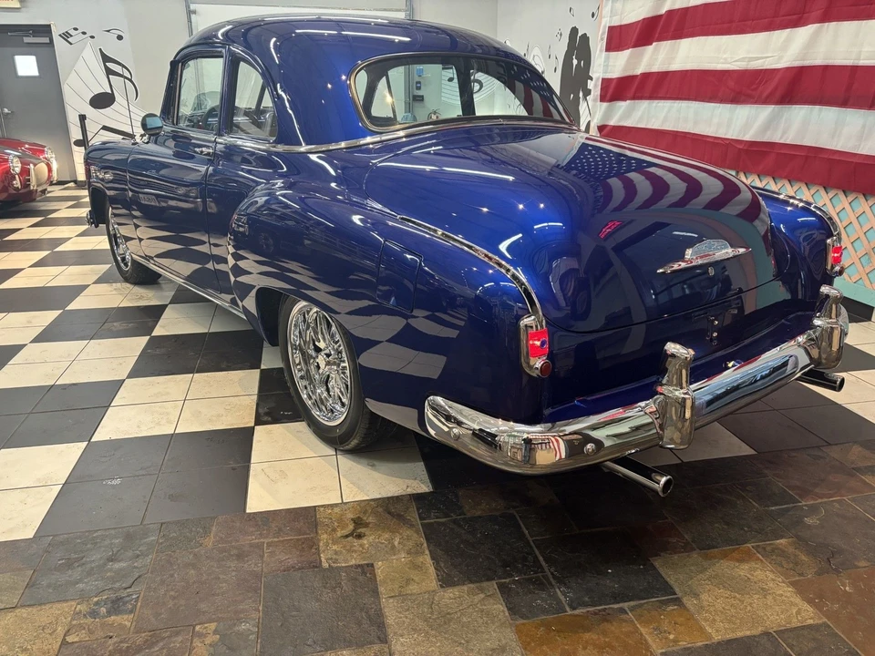 1952 Chevrolet Special & Deluxe & Fleetline - Image 15 of 31