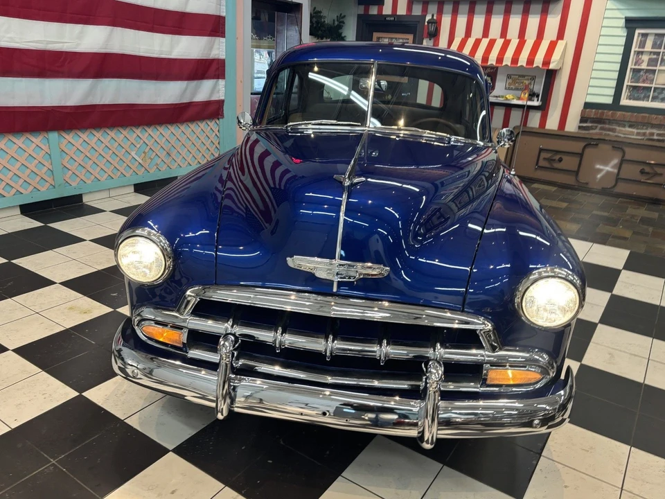1952 Chevrolet Special & Deluxe & Fleetline - Image 13 of 31