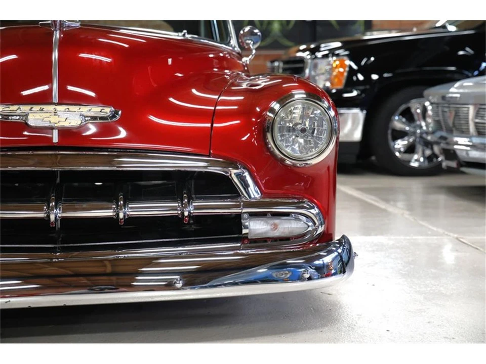1952 Chevrolet Special & Deluxe & Fleetline - Image 9 of 31