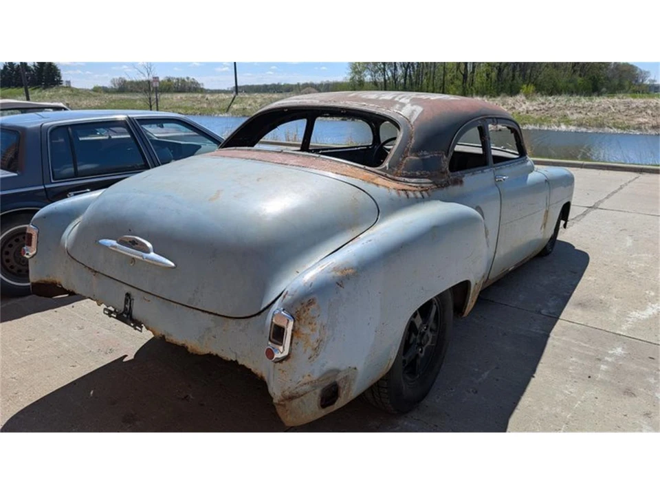 1952 Chevrolet Special & Deluxe & Fleetline - Image 3 of 8