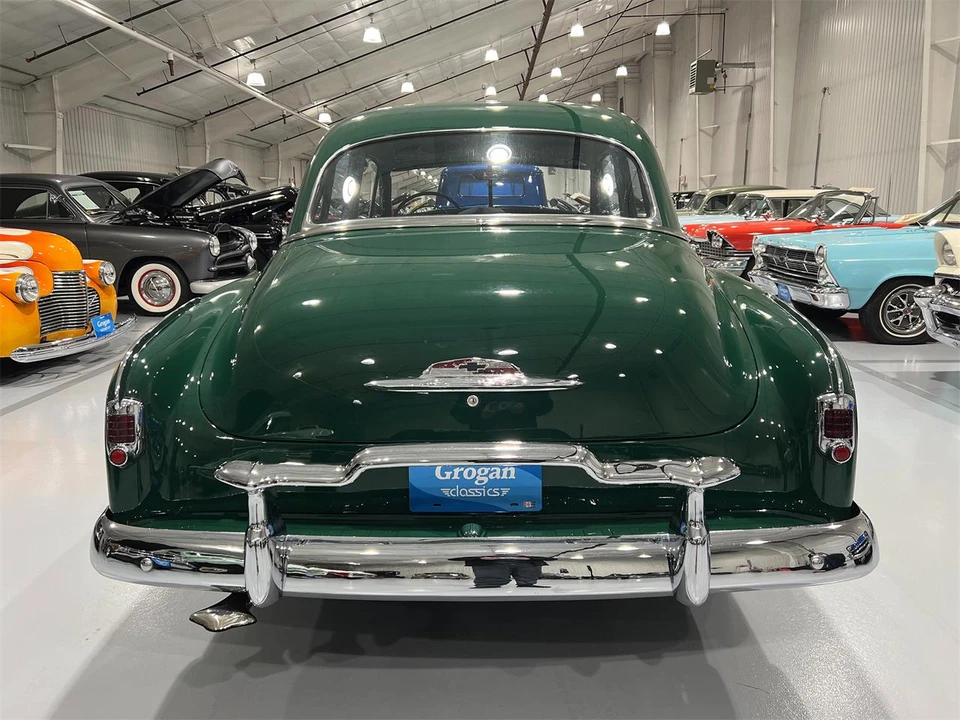 1952 Chevrolet Special & Deluxe & Fleetline - Image 6 of 31