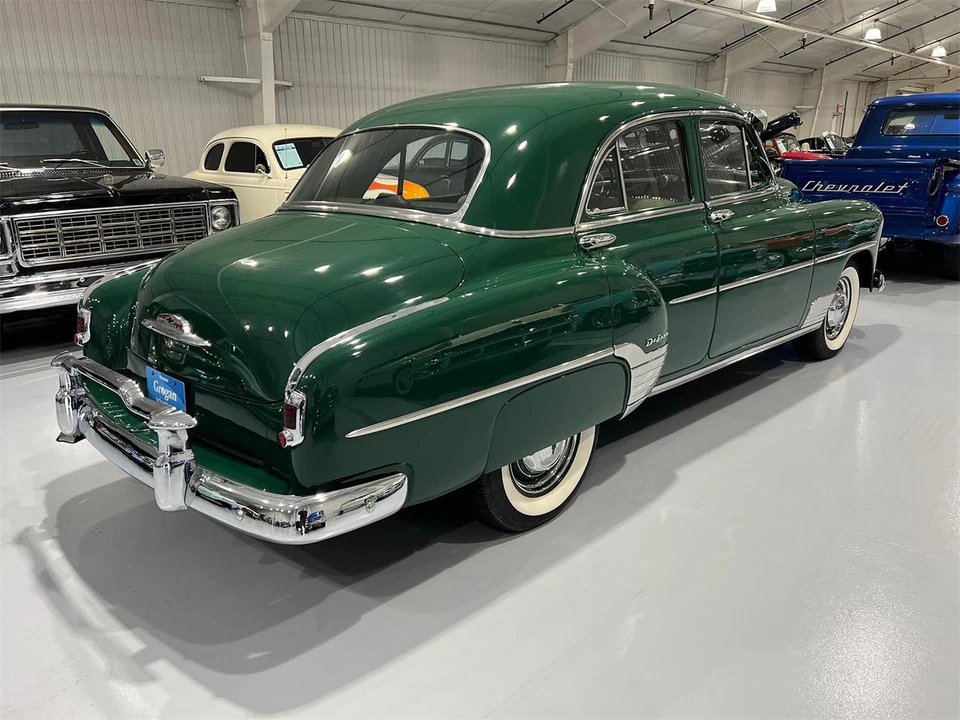 1952 Chevrolet Special & Deluxe & Fleetline - Image 8 of 31