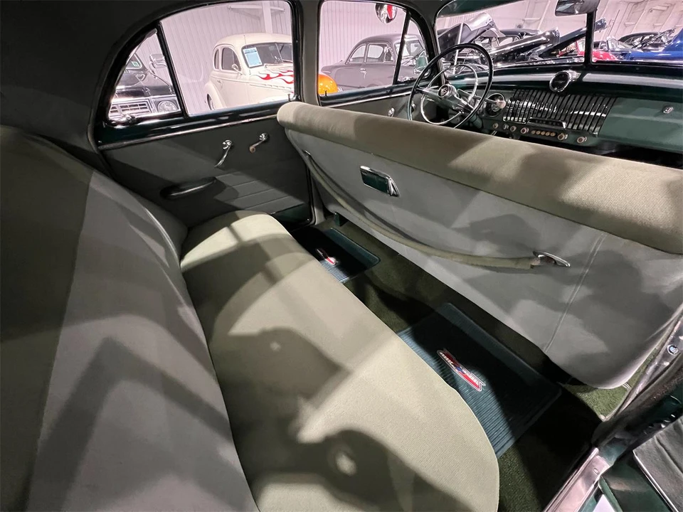 1952 Chevrolet Special & Deluxe & Fleetline - Image 20 of 31