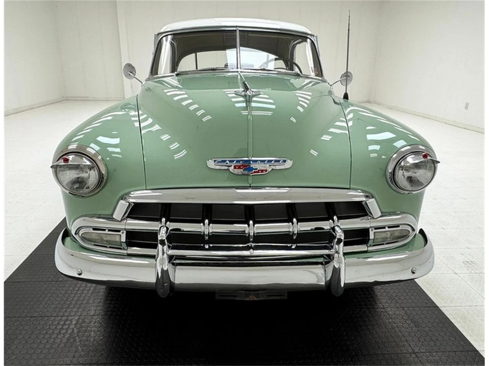 1952 Chevrolet Special & Deluxe & Fleetline - Image 8 of 31