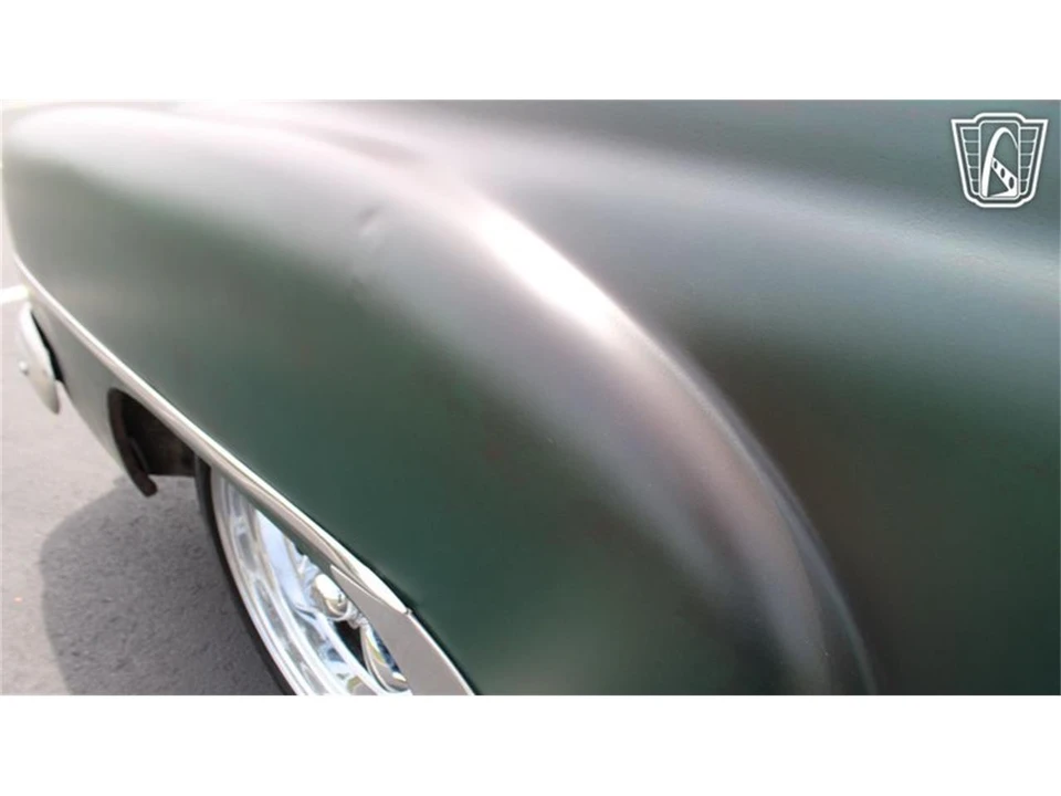 1952 Chevrolet Special & Deluxe & Fleetline - Image 10 of 31