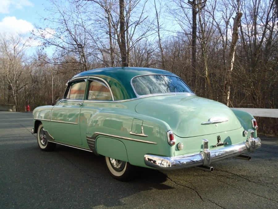 1952 Chevrolet Special & Deluxe & Fleetline - Image 2 of 4