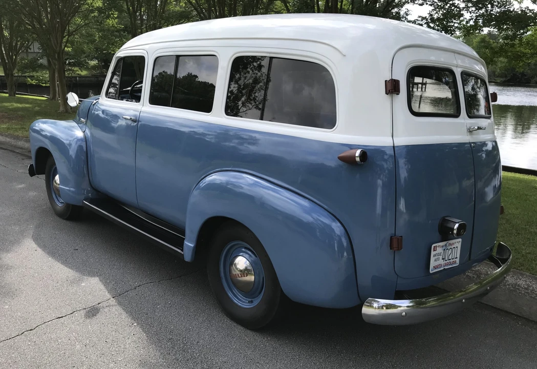 1952 Chevrolet Suburban 3rd Gen - Image 4 of 31