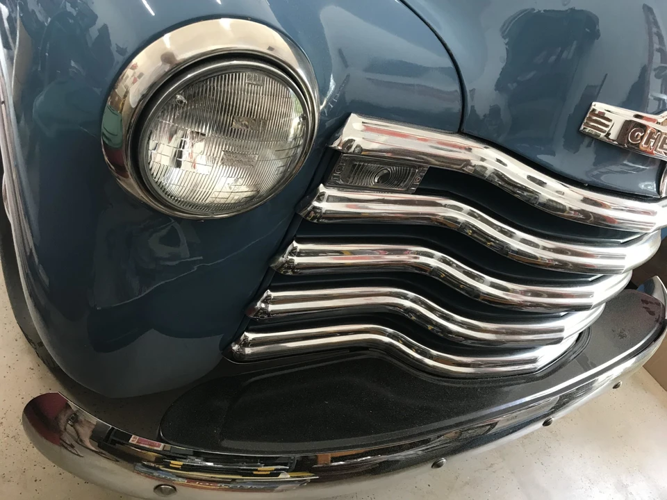 1952 Chevrolet Suburban 3rd Gen - Image 9 of 31