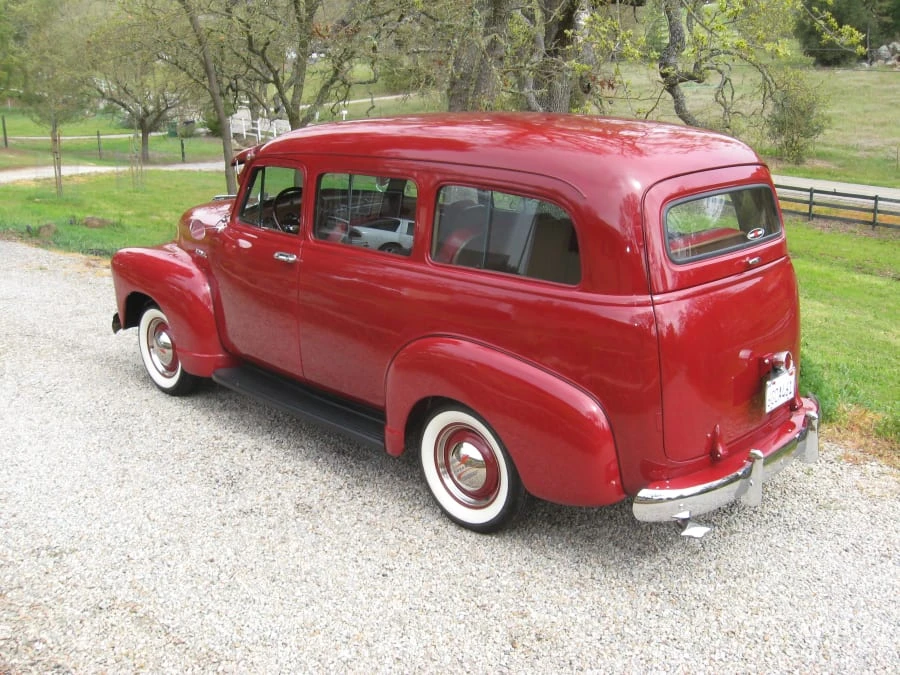 1952 Chevrolet Suburban 3rd Gen - Image 2 of 8