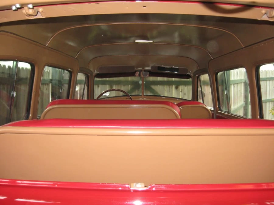 1952 Chevrolet Suburban 3rd Gen - Image 5 of 8