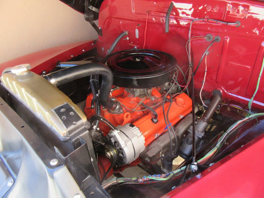 1952 Chevrolet Suburban 3rd Gen - Image 6 of 10