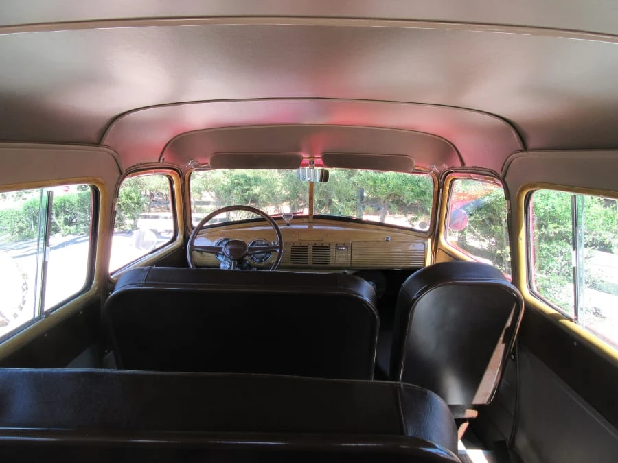 1952 Chevrolet Suburban 3rd Gen - Image 5 of 10