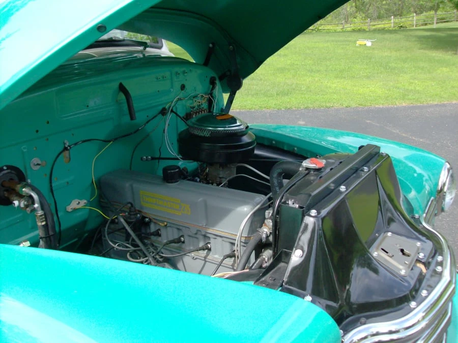 1952 Chevrolet Suburban 3rd Gen - Image 8 of 10