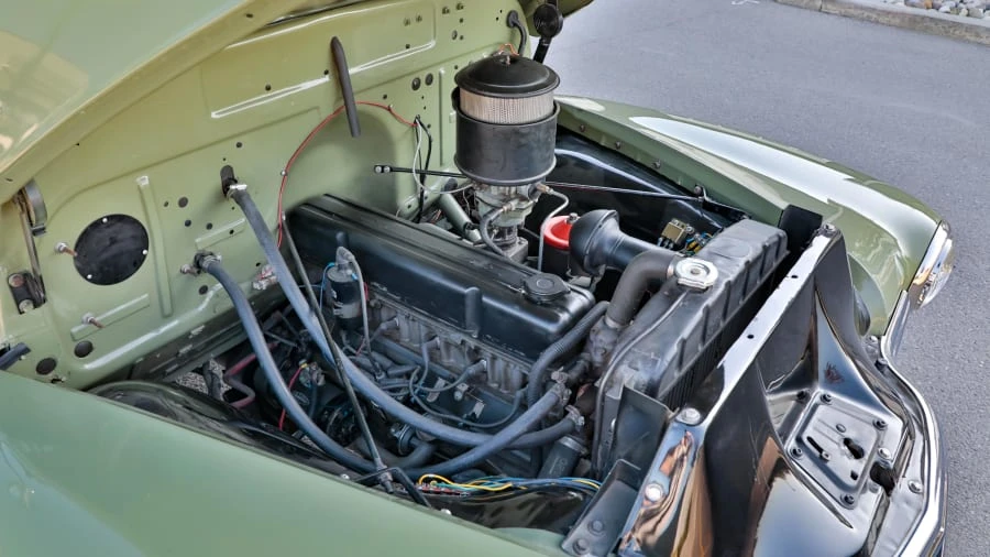 1952 Chevrolet Suburban 3rd Gen - Image 7 of 20