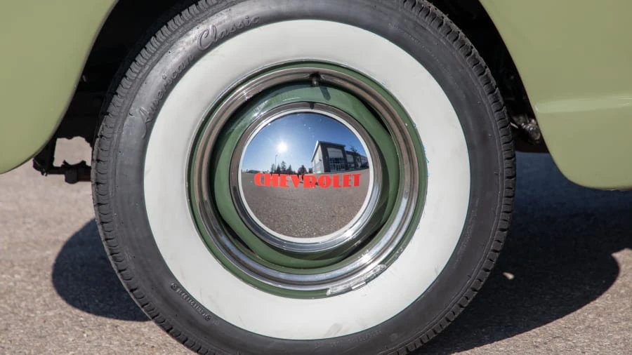 1952 Chevrolet Suburban 3rd Gen - Image 10 of 20