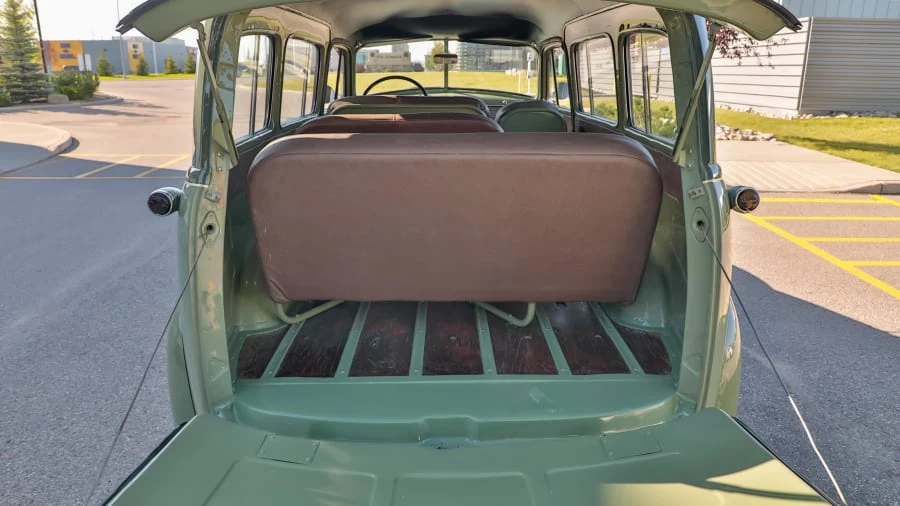 1952 Chevrolet Suburban 3rd Gen - Image 11 of 20