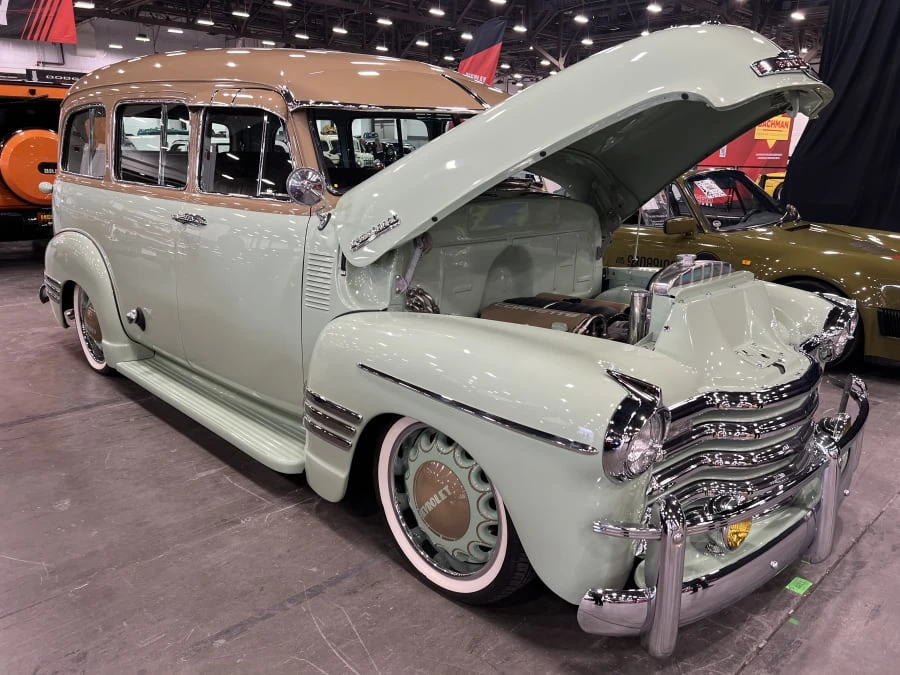 1952 Chevrolet Suburban 3rd Gen - Image 8 of 11
