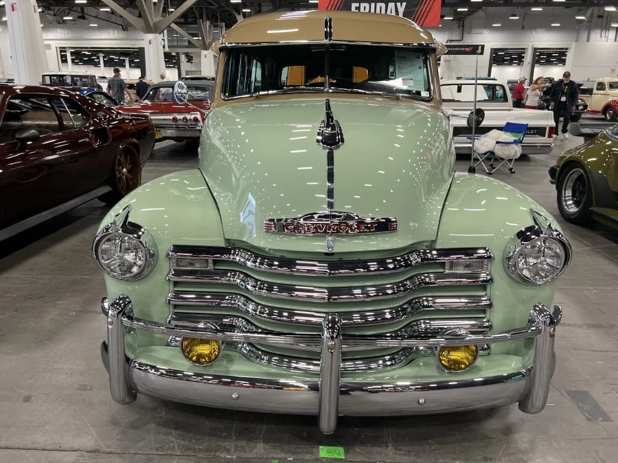 1952 Chevrolet Suburban 3rd Gen - Image 2 of 11