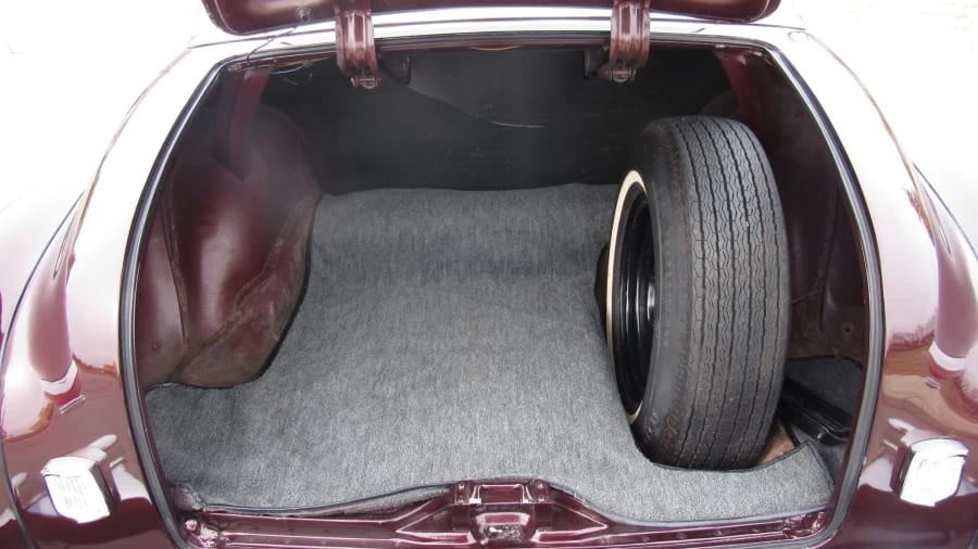 1952 Chrysler Imperial 1st Gen - Image 9 of 9