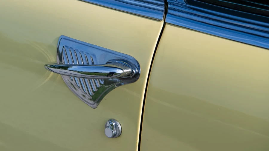 1952 Chrysler New Yorker - Image 18 of 31