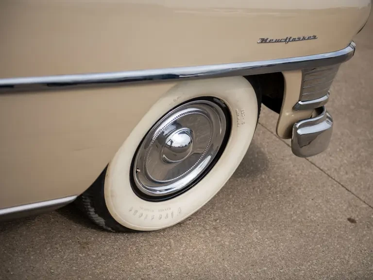 1952 Chrysler New Yorker - Image 16 of 31