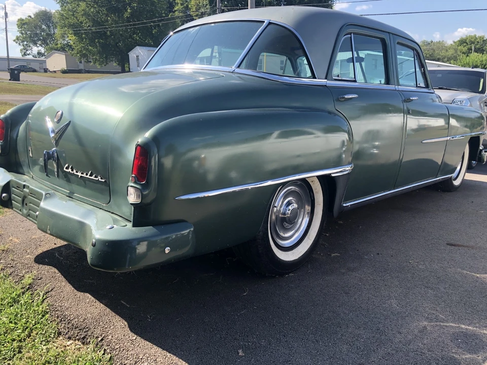 1952 Chrysler New Yorker - Image 5 of 14
