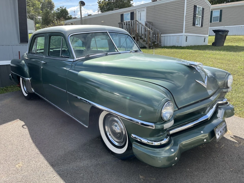 1952 Chrysler New Yorker - Image 9 of 14
