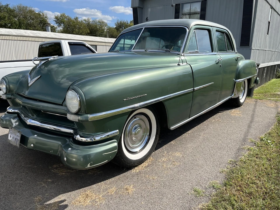 1952 Chrysler New Yorker - Image 11 of 14