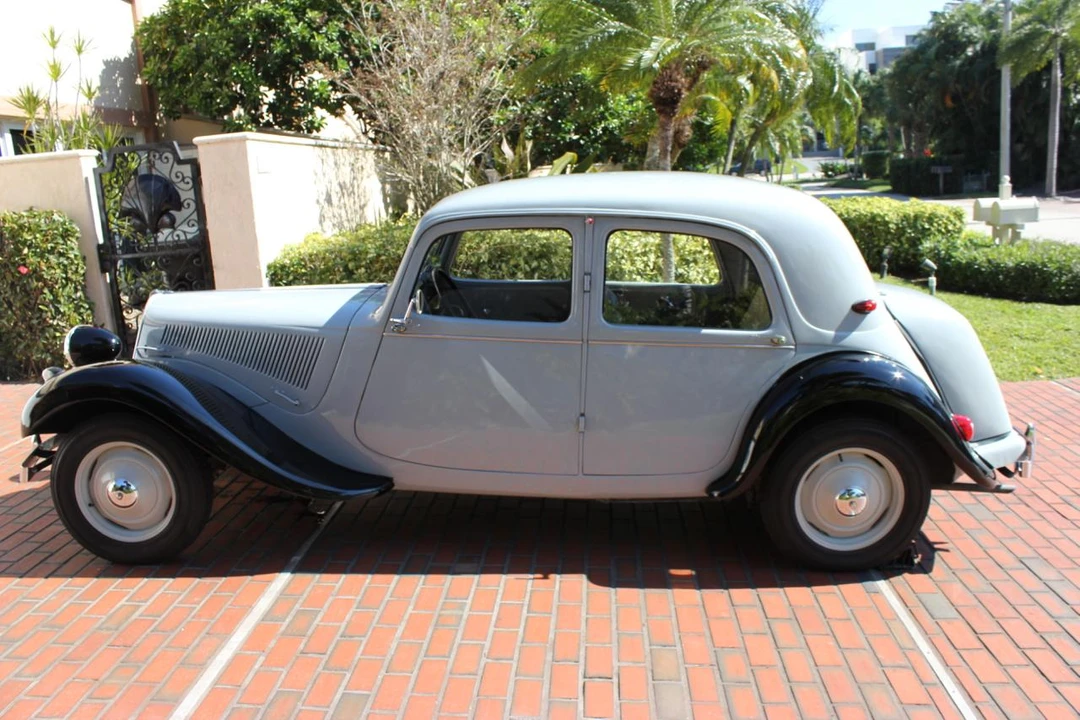 1952 Citroen Traction Avant - Image 15 of 31