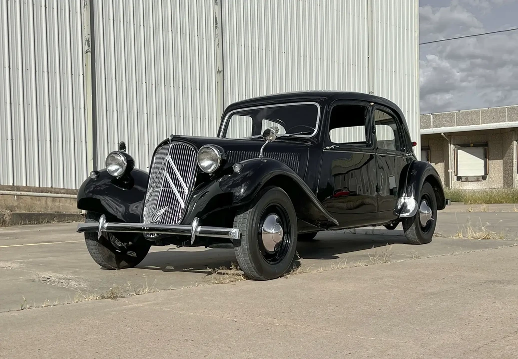 1952 Citroen Traction Avant - Image 4 of 6