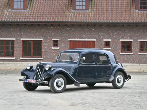1952 Citroën Traction Avant 11B Saloon