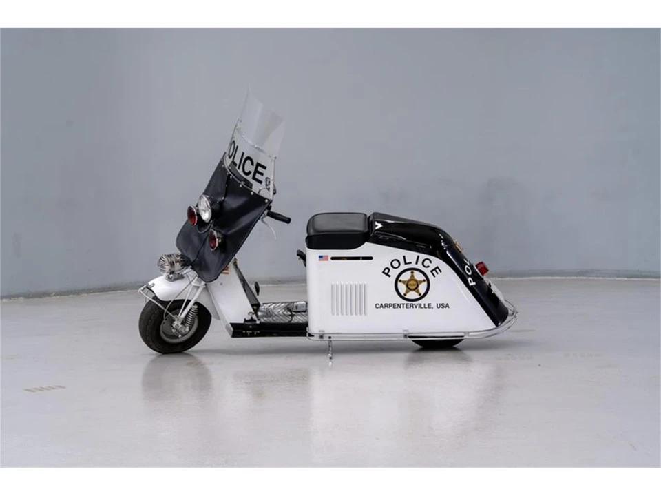 1952 Cushman Eagle - Image 2 of 28