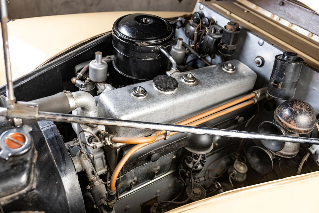 1952 Daimler - Image 14 of 24