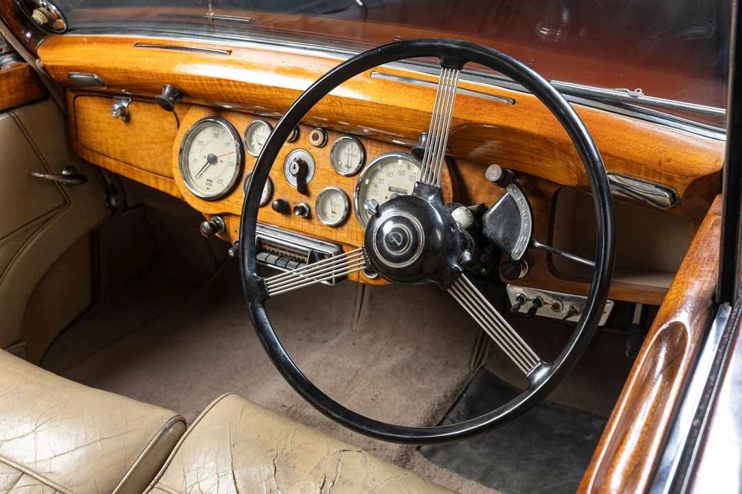 1952 Daimler - Image 11 of 24