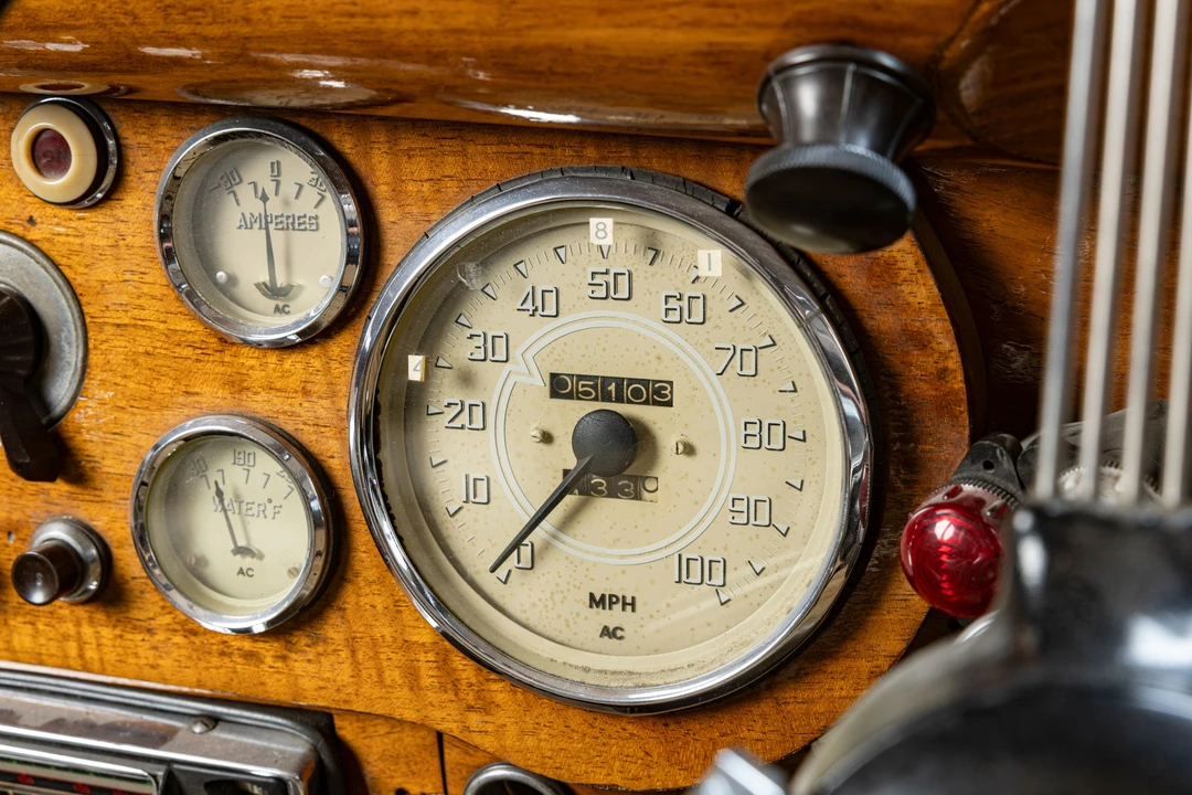 1952 Daimler - Image 4 of 24