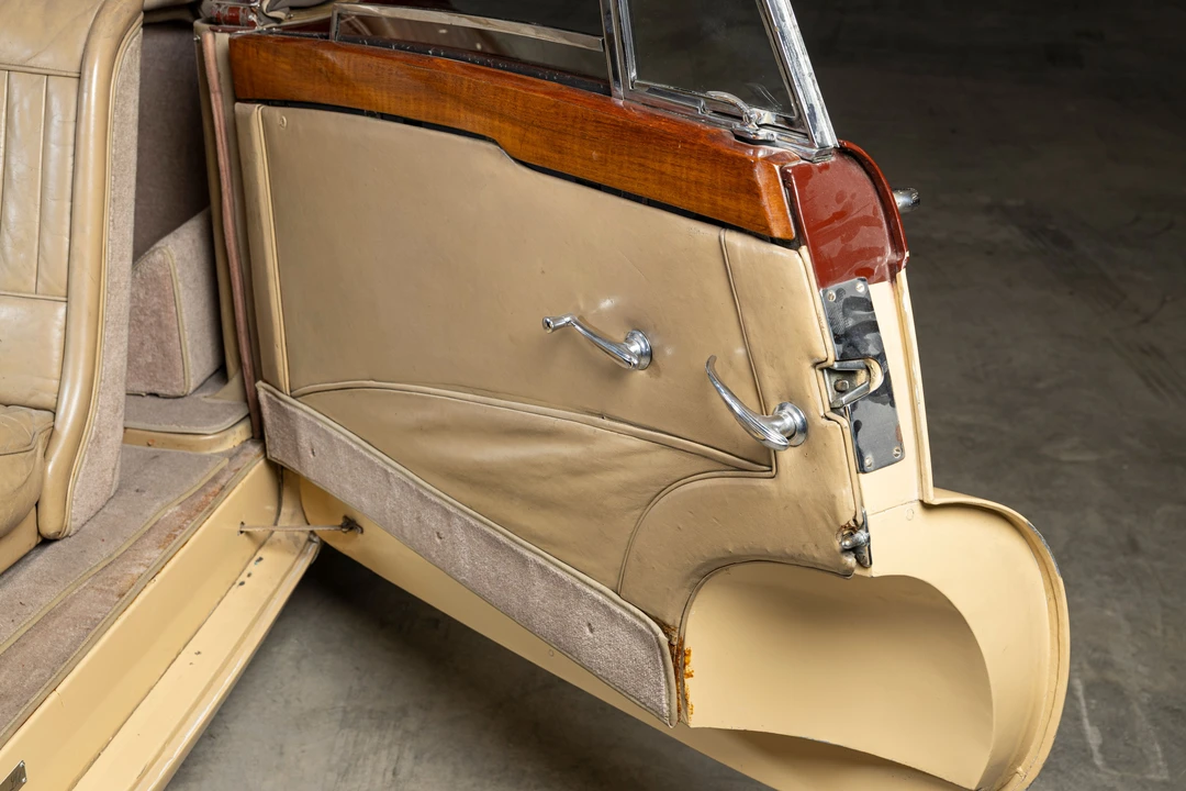 1952 Daimler - Image 17 of 24