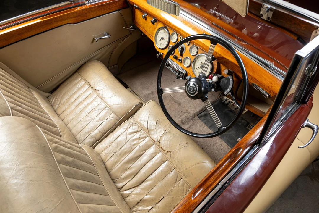 1952 Daimler - Image 6 of 24
