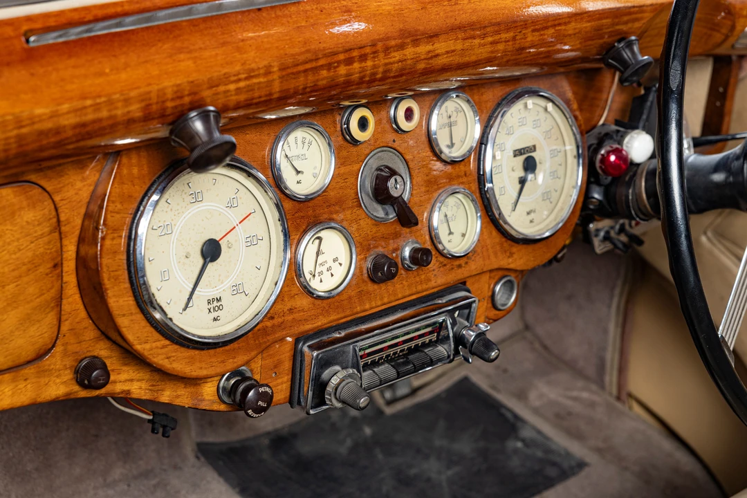 1952 Daimler - Image 2 of 24