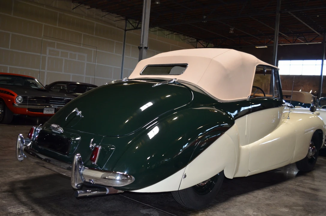 1952 Daimler - Image 3 of 31