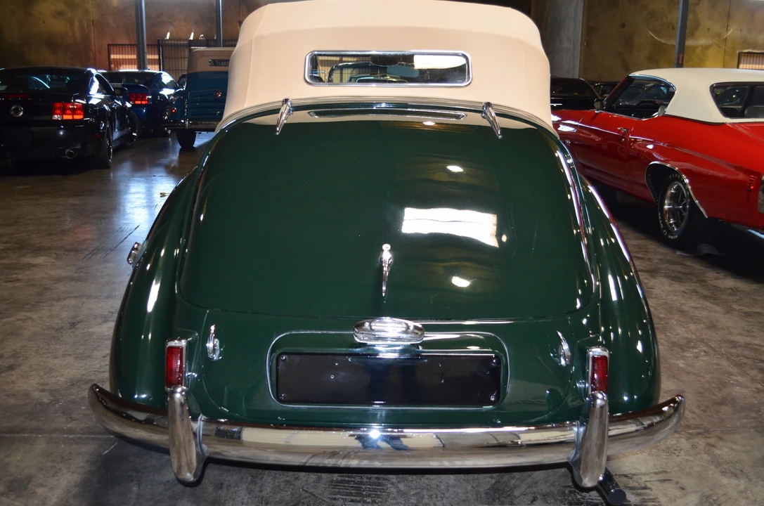 1952 Daimler - Image 7 of 31