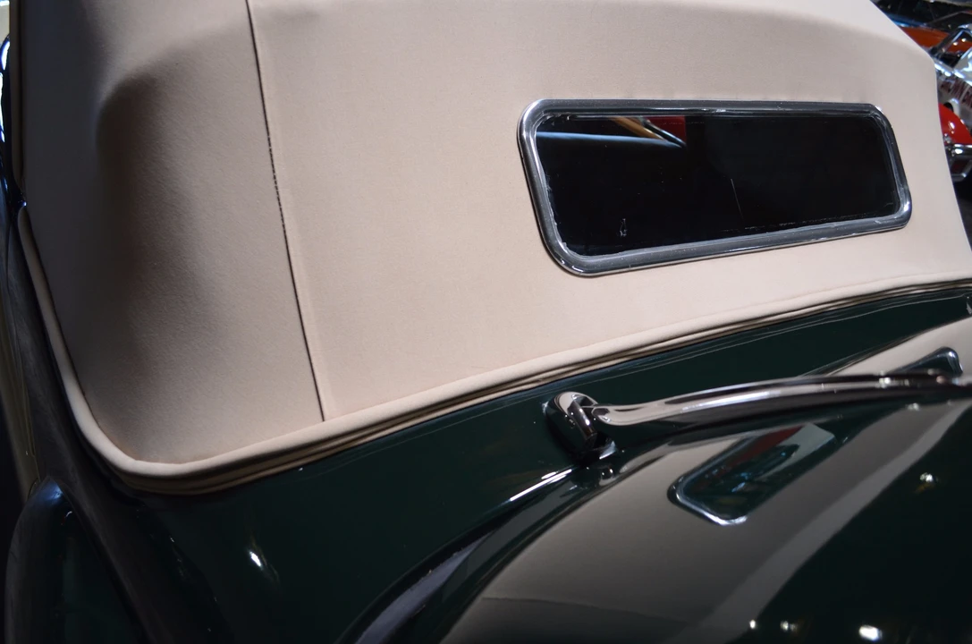 1952 Daimler - Image 12 of 31