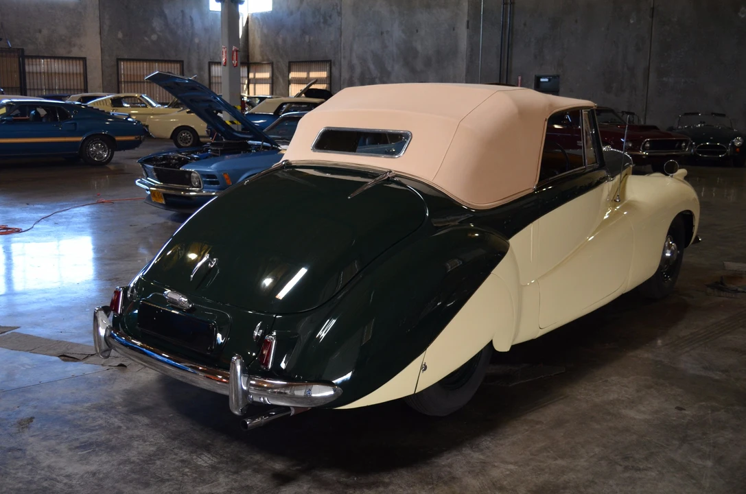 1952 Daimler - Image 19 of 31