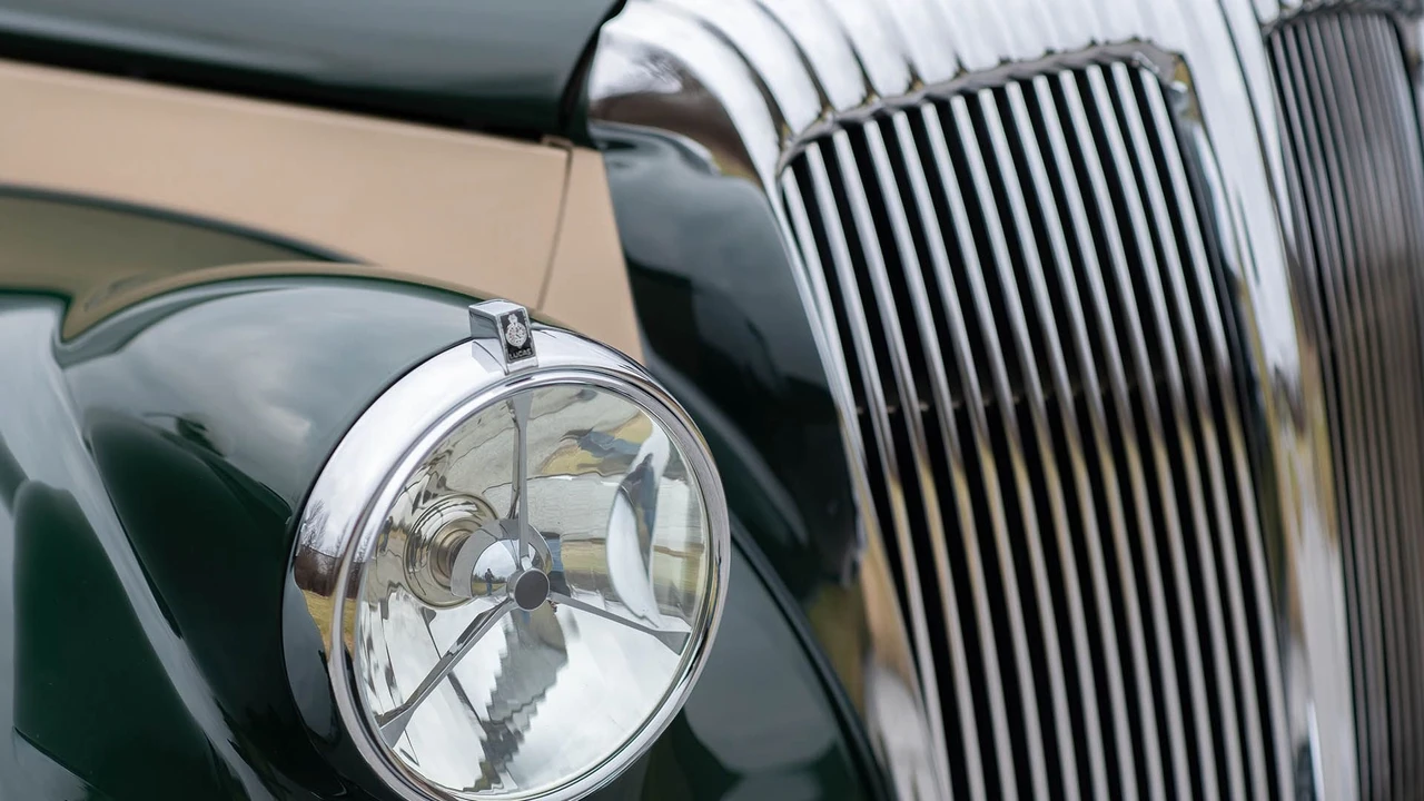 1952 Daimler - Image 25 of 31
