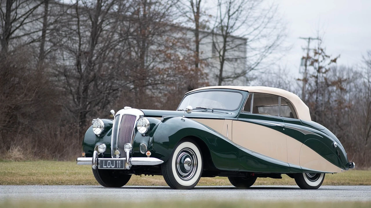 1952 Daimler - Image 5 of 31