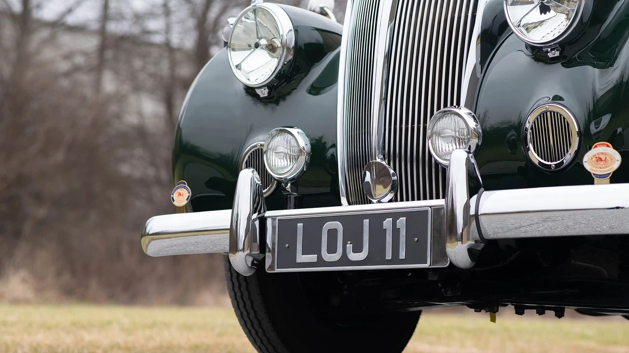 1952 Daimler - Image 31 of 31