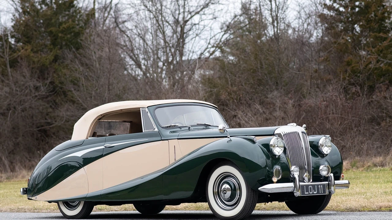 1952 Daimler - Image 14 of 31
