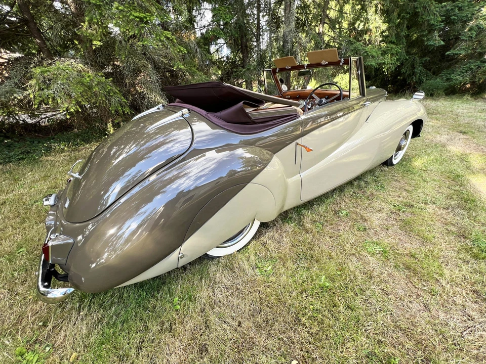 1952 Daimler - Image 10 of 31