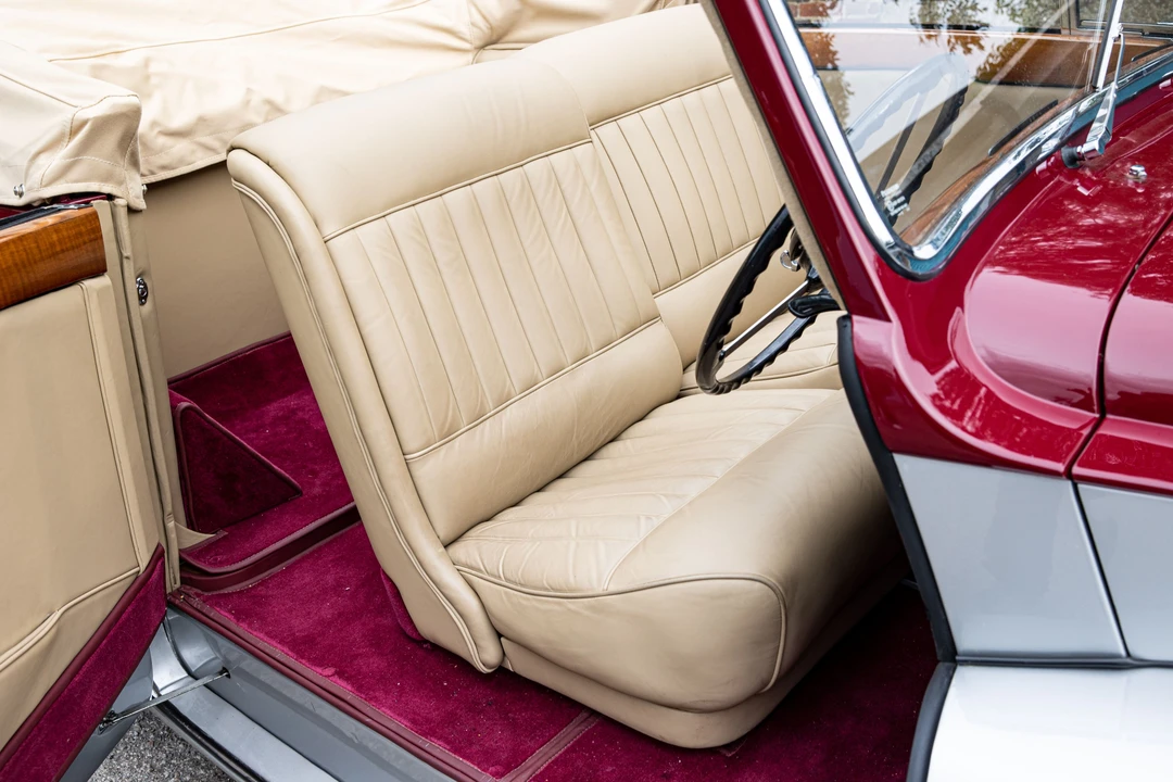 1952 Daimler - Image 30 of 31