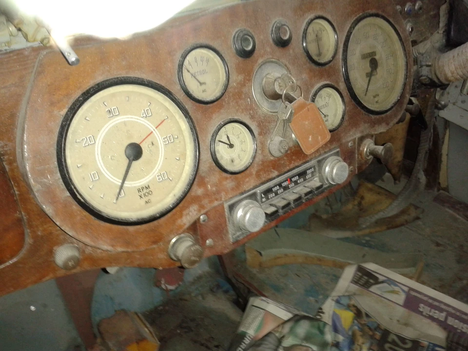 1952 Daimler - Image 8 of 8