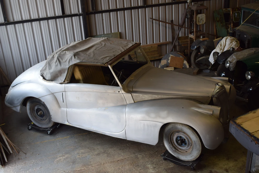 1952 Daimler - Image 4 of 8